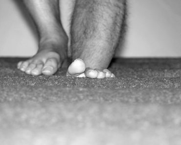 Comment soulager les pieds qui gratte ?