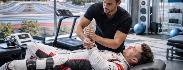 Kinésithérapie sportive pour pilotes automobiles avec rééducation accidents circuit Paul Ricard Kinésithérapie sportive pour pilotes automobiles avec rééducation accidents circuit Paul Ricard